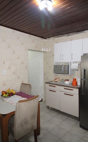 Casa à venda com 120m², 2 quartos e 2 vagasCozinha