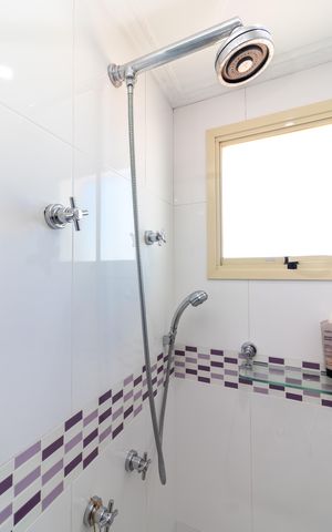 Apartamento à venda com 148m², 3 quartos e 3 vagasBanheiro da Suíte 2