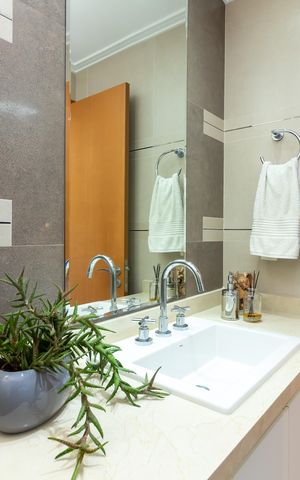 Apartamento à venda com 148m², 3 quartos e 3 vagasBanheiro da Suíte 1