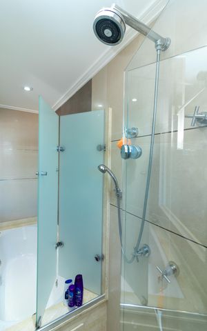 Apartamento à venda com 148m², 3 quartos e 3 vagasBanheiro da Suíte 1