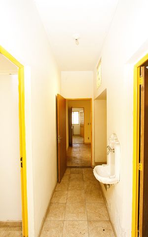 Casa à venda com 200m², 4 quartos e 1 vagaCorredor