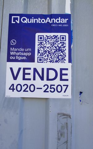 Casa à venda com 200m², 4 quartos e 1 vagaplaca
