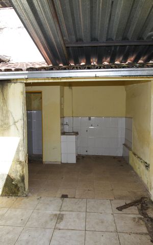 Casa à venda com 200m², 4 quartos e 1 vagaQuintal