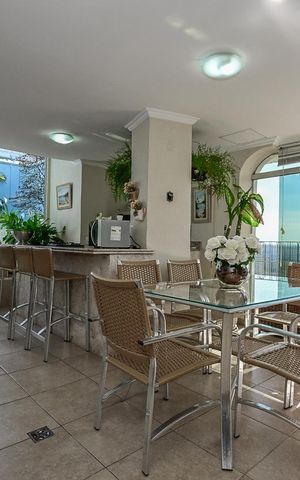 Apartamento à venda com 209m², 4 quartos e 4 vagasCobertura
