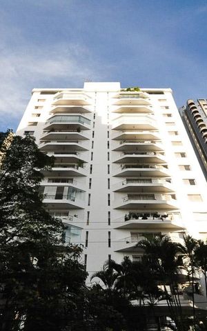 Apartamento à venda com 209m², 4 quartos e 4 vagasFachada