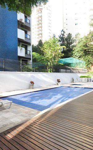 Apartamento à venda com 209m², 4 quartos e 4 vagasPiscina