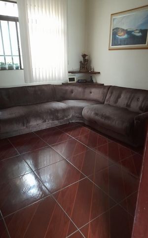 Casa à venda com 359m², 4 quartos e 3 vagas Casa à venda com 359m², 4 quartos e 3 vagasSala