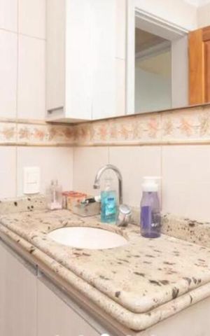 Apartamento para alugar com 65m², 2 quartos e 1 vaga Apartamento para alugar com 65m², 2 quartos e 1 vagaBanheiro