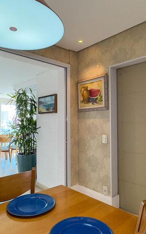 Apartamento à venda com 200m², 3 quartos e 4 vagas Apartamento à venda com 200m², 3 quartos e 4 vagasSala de Jantar