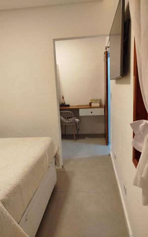 Casa à venda com 387m², 6 quartos e 2 vagas Casa à venda com 387m², 6 quartos e 2 vagasQuarto