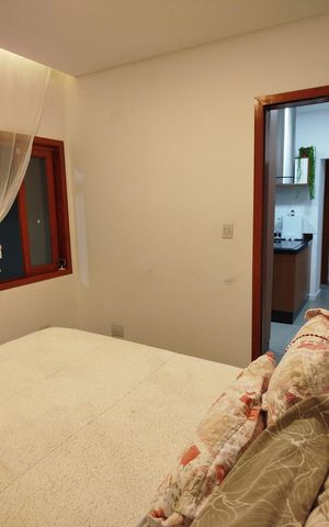 Casa à venda com 387m², 6 quartos e 2 vagas Casa à venda com 387m², 6 quartos e 2 vagasQuarto