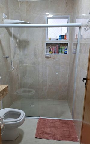 Casa à venda com 387m², 6 quartos e 2 vagas Casa à venda com 387m², 6 quartos e 2 vagasBanheiro