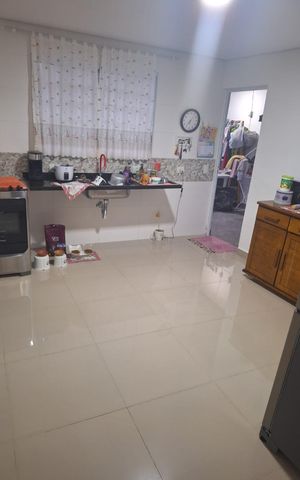 Casa à venda com 387m², 6 quartos e 2 vagas Casa à venda com 387m², 6 quartos e 2 vagasCozinha