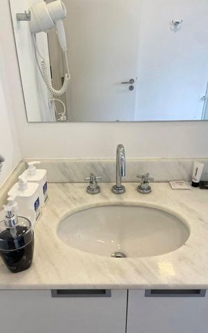 Apartamento à venda com 24m², 1 quarto e sem vaga Apartamento à venda com 24m², 1 quarto e sem vagaBanheiro