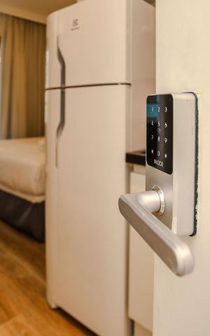 Apartamento à venda com 24m², 1 quarto e sem vaga Apartamento à venda com 24m², 1 quarto e sem vagaEntrada