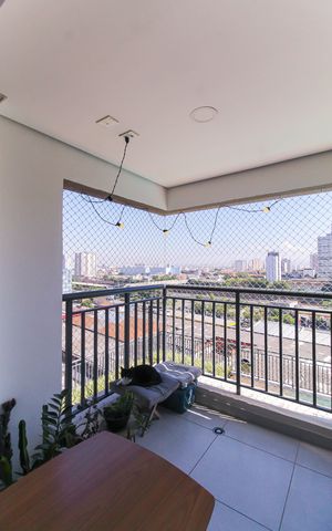 Apartamento à venda com 64m², 2 quartos e 1 vagaVaranda