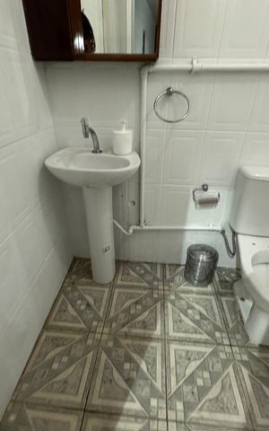 Casa de condomínio à venda com 200m², 4 quartos e 4 vagas Casa de condomínio à venda com 200m², 4 quartos e 4 vagasBanheiro da Suíte 2