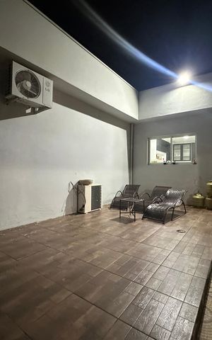 Casa de condomínio à venda com 200m², 4 quartos e 4 vagas Casa de condomínio à venda com 200m², 4 quartos e 4 vagasQuintal