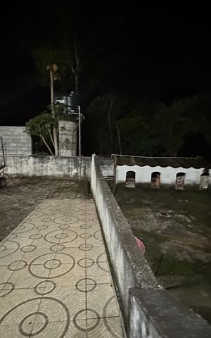 Casa de condomínio à venda com 200m², 4 quartos e 4 vagas Casa de condomínio à venda com 200m², 4 quartos e 4 vagasQuintal
