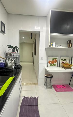 Casa de condomínio à venda com 200m², 4 quartos e 4 vagas Casa de condomínio à venda com 200m², 4 quartos e 4 vagasCozinha