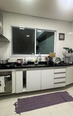 Casa de condomínio à venda com 200m², 4 quartos e 4 vagas Casa de condomínio à venda com 200m², 4 quartos e 4 vagasCozinha