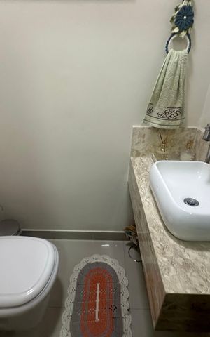 Casa de condomínio à venda com 200m², 4 quartos e 4 vagas Casa de condomínio à venda com 200m², 4 quartos e 4 vagasLavabo