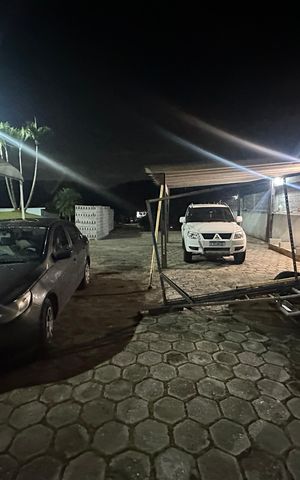 Casa de condomínio à venda com 200m², 4 quartos e 4 vagas Casa de condomínio à venda com 200m², 4 quartos e 4 vagasGaragem