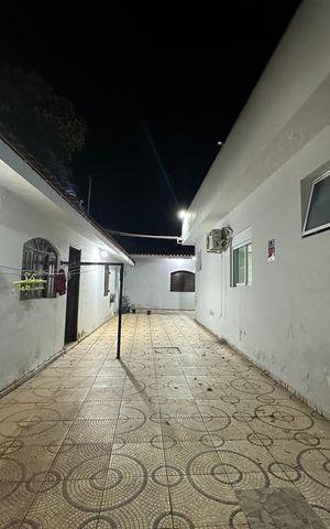 Casa de condomínio à venda com 200m², 4 quartos e 4 vagas Casa de condomínio à venda com 200m², 4 quartos e 4 vagasQuintal