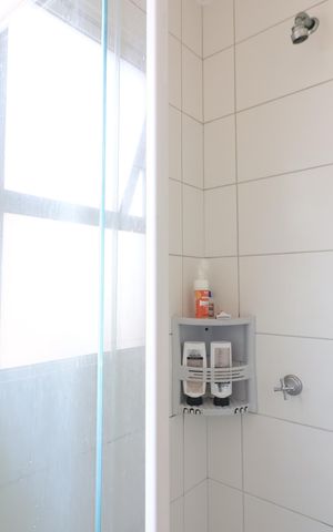 Apartamento à venda com 65m², 3 quartos e 1 vagaBanheiro da Suíte 1