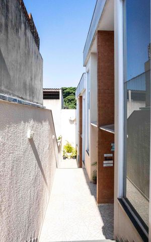 Casa à venda com 60m², 2 quartos e 1 vagaÁrea comum