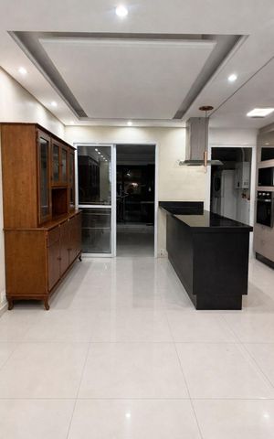 Apartamento à venda com 89m², 3 quartos e 2 vagas Apartamento à venda com 89m², 3 quartos e 2 vagasCozinha