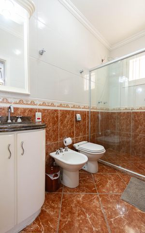 Casa à venda com 200m², 3 quartos e 4 vagas