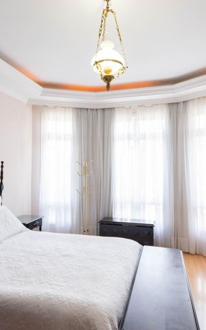 Casa à venda com 200m², 3 quartos e 4 vagas