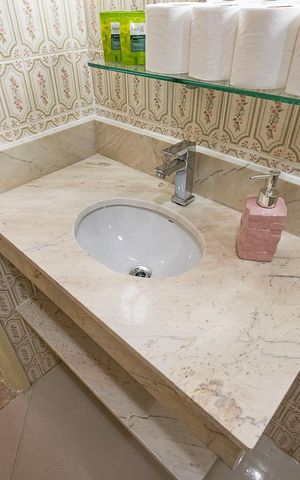 Apartamento para alugar com 95m², 2 quartos e sem vaga Apartamento para alugar com 95m², 2 quartos e sem vagaBanheiro