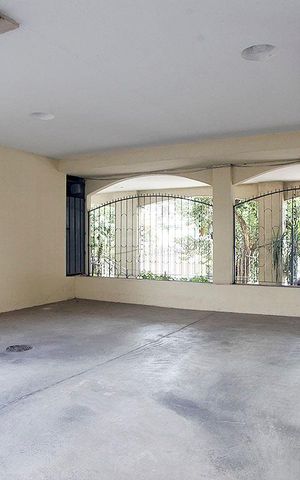 Apartamento à venda com 77m², 2 quartos e 1 vagaBox Garagem (01 vaga)