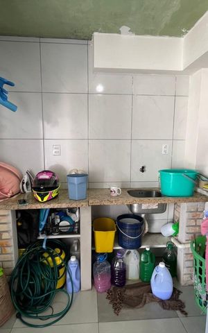 Casa à venda com 100m², 4 quartos e 2 vagas
