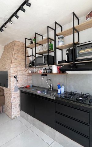 Casa à venda com 100m², 4 quartos e 2 vagas