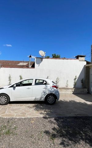Casa à venda com 100m², 4 quartos e 2 vagas
