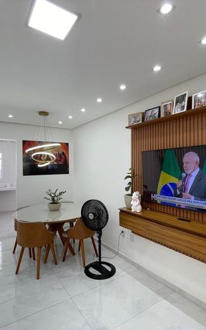 Casa à venda com 100m², 4 quartos e 2 vagas