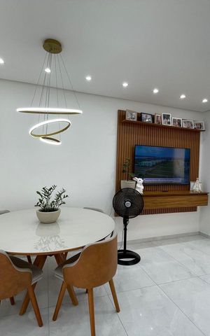 Casa à venda com 100m², 4 quartos e 2 vagas