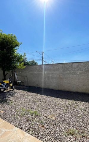 Casa à venda com 100m², 4 quartos e 2 vagas