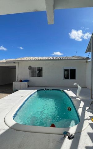 Casa à venda com 100m², 4 quartos e 2 vagas