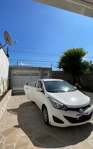 Casa à venda com 100m², 4 quartos e 2 vagas