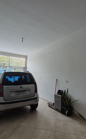 Casa à venda com 89m², 2 quartos e 2 vagas Casa à venda com 89m², 2 quartos e 2 vagasGaragem