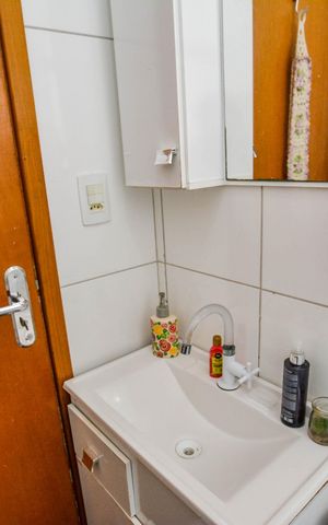 Casa à venda com 89m², 2 quartos e 2 vagas Casa à venda com 89m², 2 quartos e 2 vagasBanheiro da Suíte