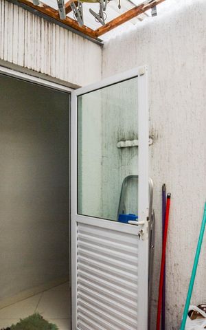 Casa à venda com 89m², 2 quartos e 2 vagas Casa à venda com 89m², 2 quartos e 2 vagasÁrea de Serviço