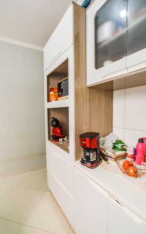 Casa à venda com 89m², 2 quartos e 2 vagas Casa à venda com 89m², 2 quartos e 2 vagasCozinha