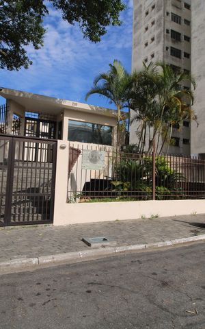 Apartamento à venda com 73m², 3 quartos e 1 vagaFachada