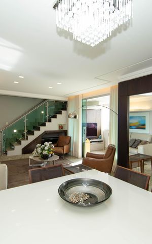 Apartamento à venda com 259m², 5 quartos e 4 vagas Apartamento à venda com 259m², 5 quartos e 4 vagasSALA