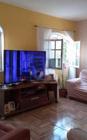 Casa à venda com 136m², 3 quartos e 3 vagas